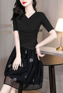 Conjunto Parisiense™ de Blusinha com Decote Cruzado + Saia Dupla Camada / O Campeão em Deixar Qualquer Mulher Muito Bem Vestida!