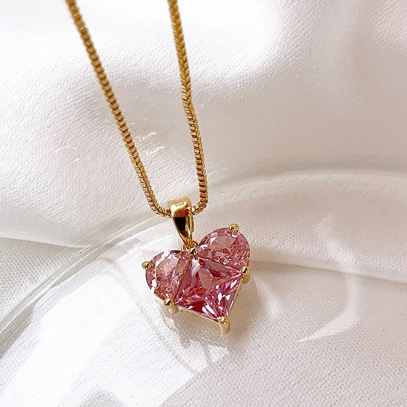 Colar Dourado Pingente Coração Rosa