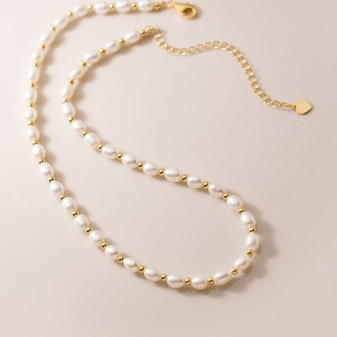 Colar de Pérolas de Água Doce Dourado