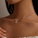 Colar Coração de Opala Cravejado de Zircônia Prata